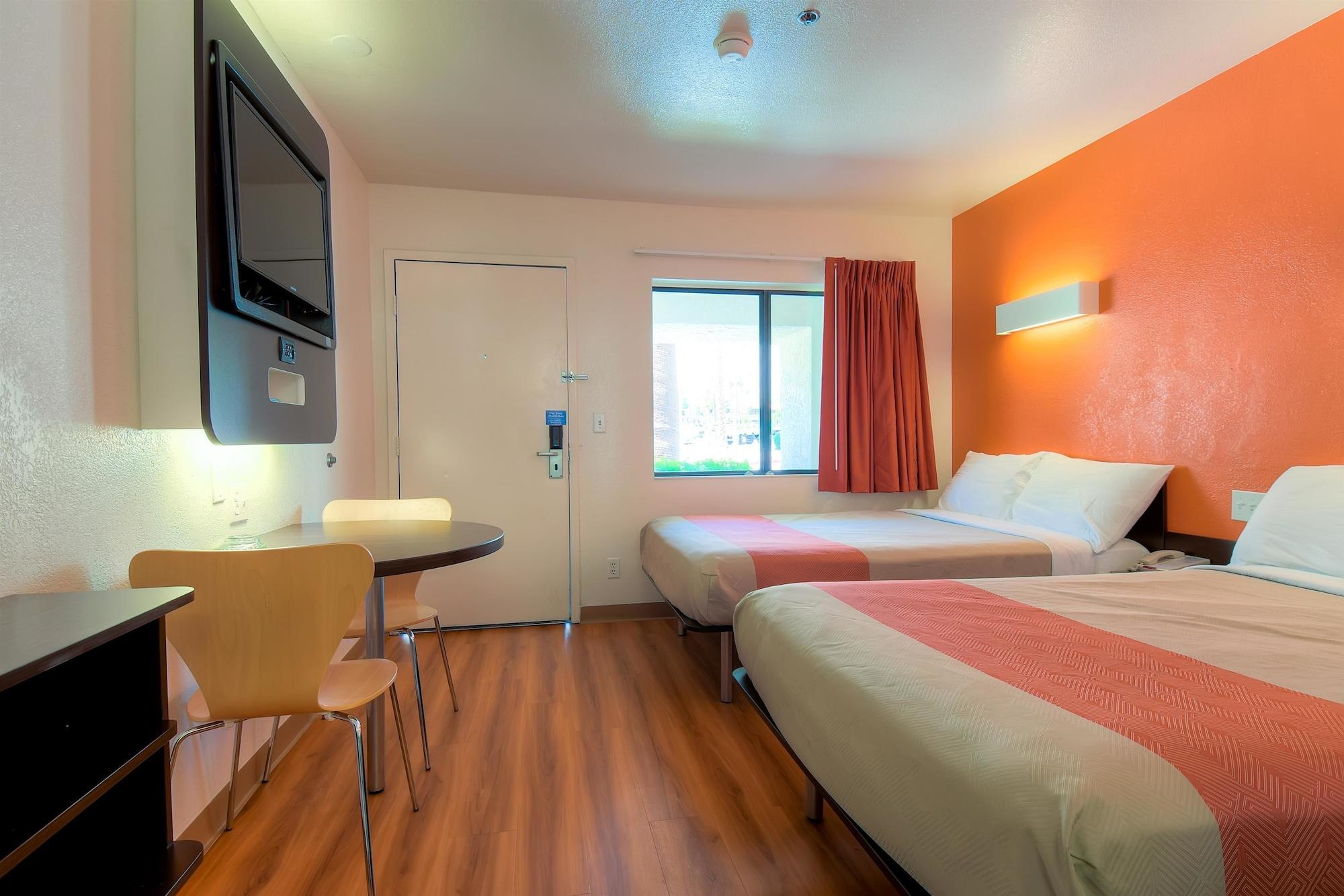 Motel 6-Palm Springs, Ca - Downtown Bagian luar foto