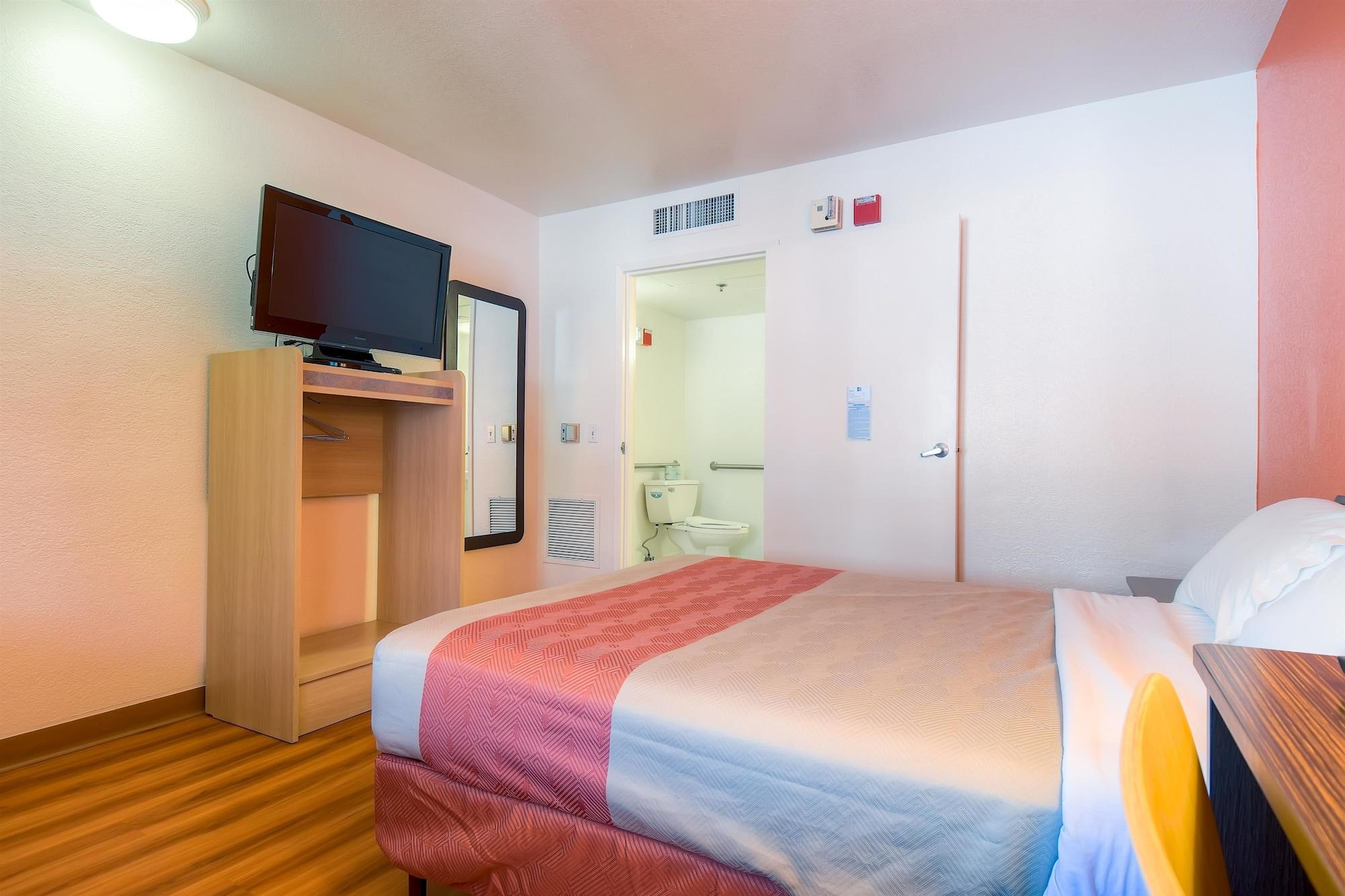 Motel 6-Palm Springs, Ca - Downtown Bagian luar foto