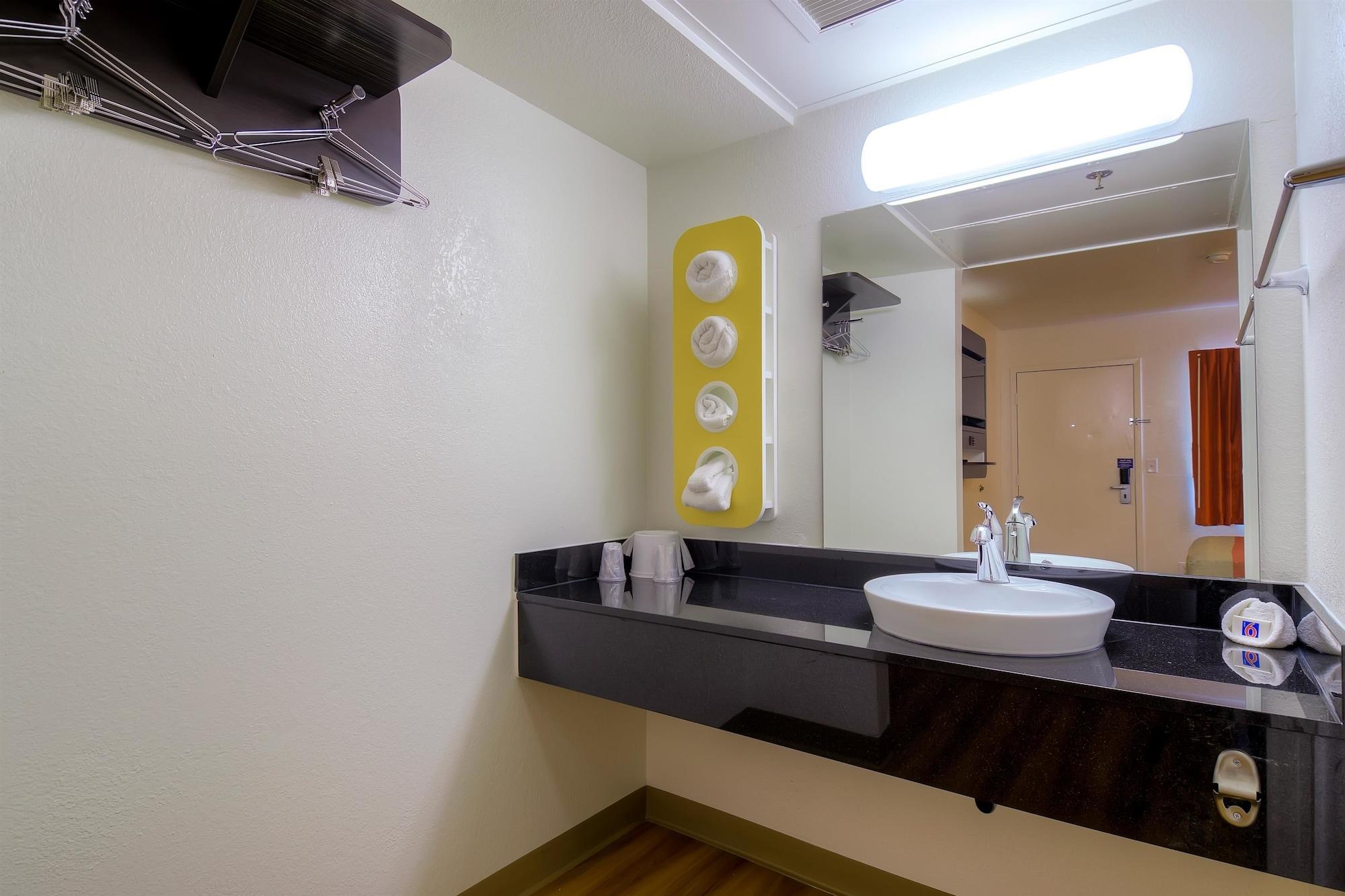 Motel 6-Palm Springs, Ca - Downtown Bagian luar foto